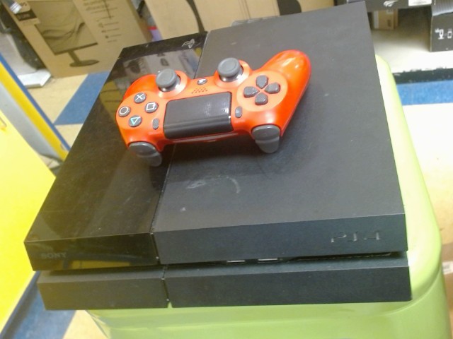 Ps4 500go  avec une mannette
