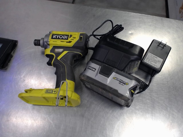 Impact driver ryobi avec batt + charg