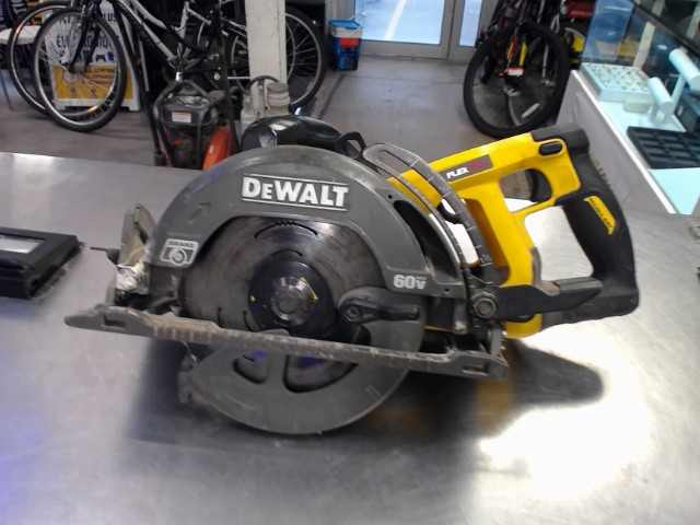 Scie flexvolt 60v