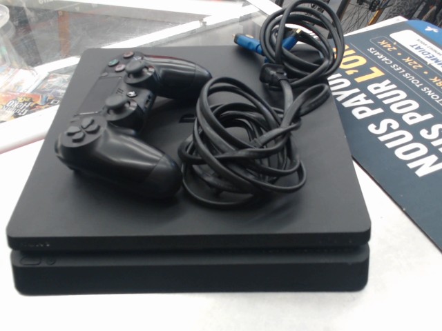 Ps4 slim + man + fils