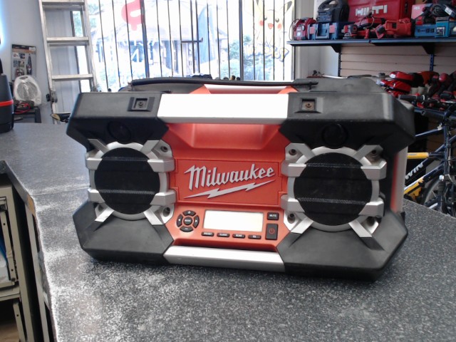 Jobsite radio milwaukee
