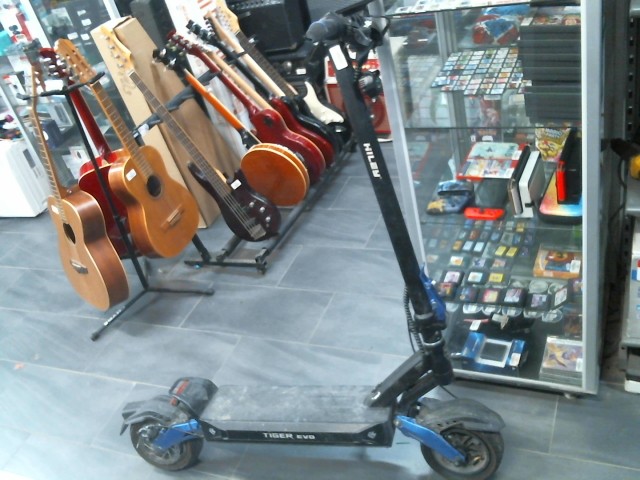 Trottinette electrique hiley