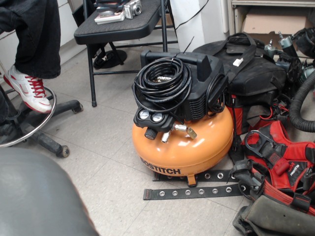 Bostitch pancake air compressor 6gal+fil