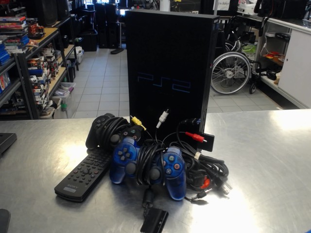 Console ps2 fat + 2manettes + fils