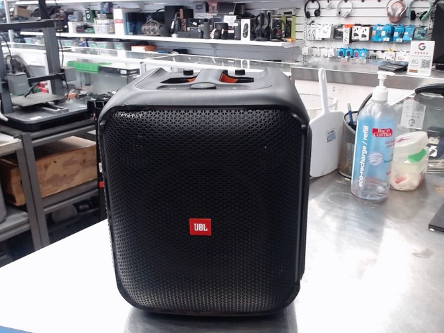 Speaker jbl partybox encore