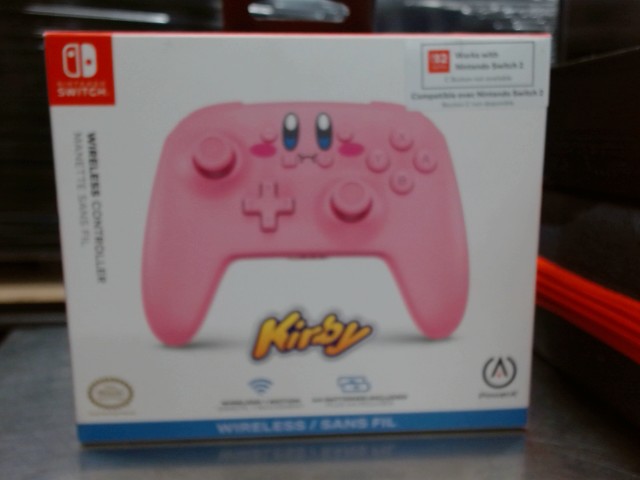 Manette kirby dans boite