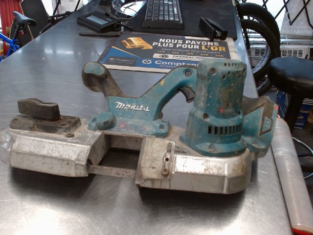 Makita scie tag team animal