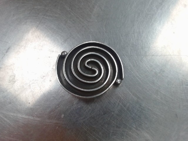 Broche argent