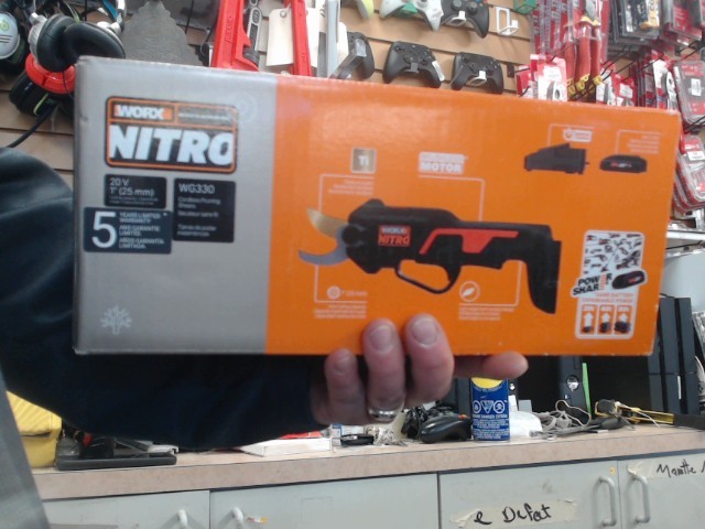 Prunner cutter