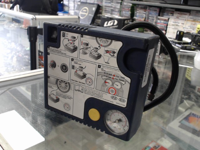 Compresseur a pneus ( auto,velo )