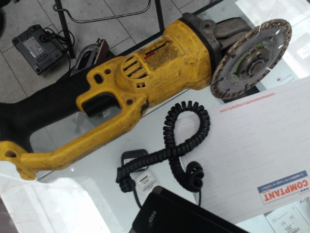 Grinde dewalt