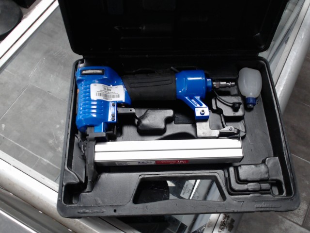 Mastercraft compresseur stapler