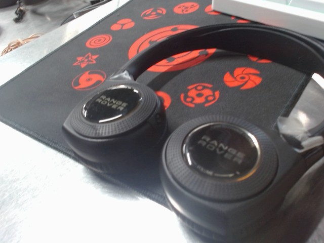Land rover or range rover headphone