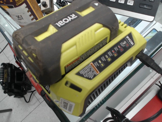 Chargeur ryobi avec batterie 40v