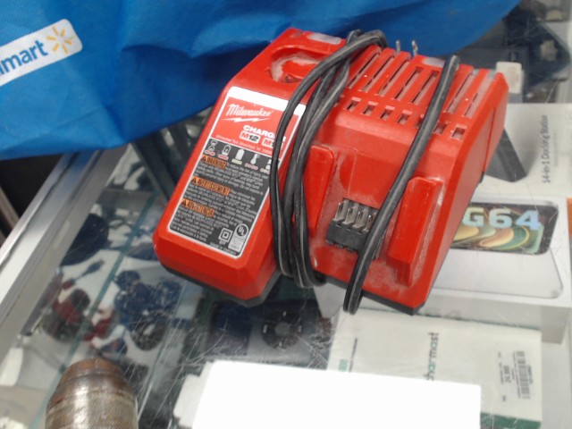 Chargeur a batterie