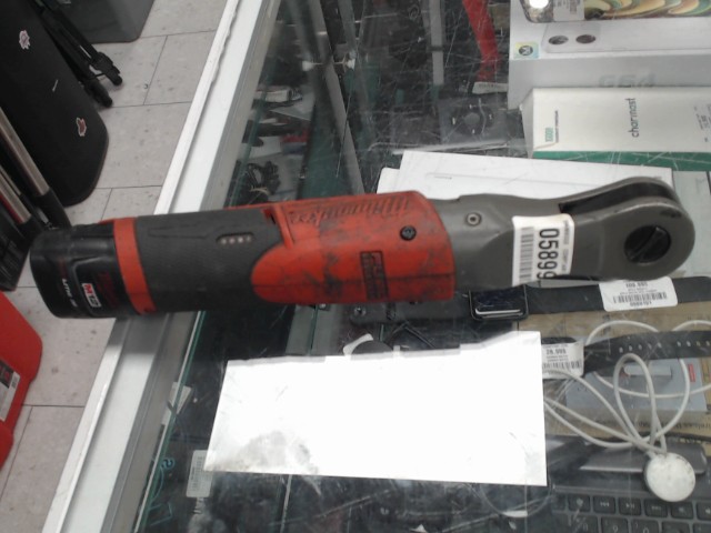 Ratchet avec batterie