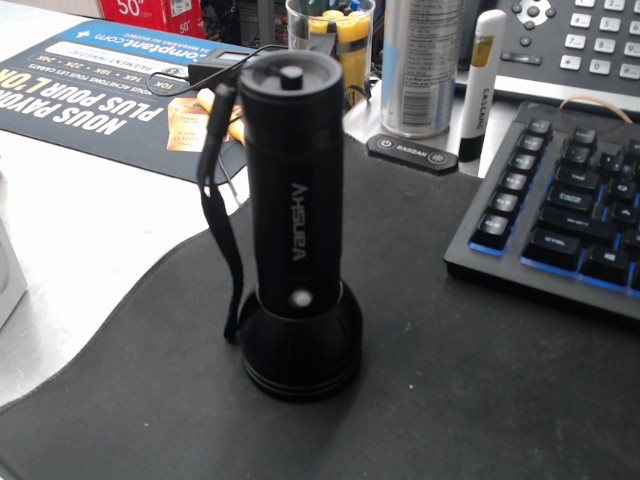 Lampe de poche noir