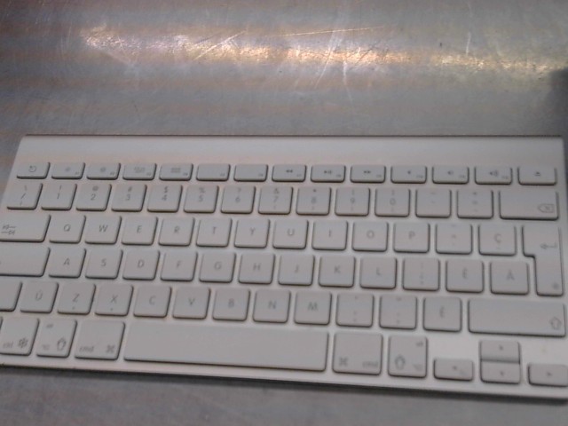 Clavier apple model a1314