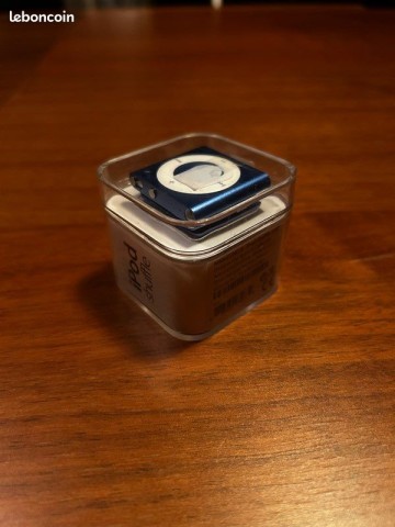 Ipod shuffle bleu avec boite