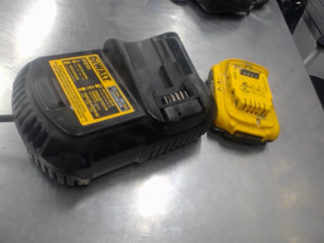 Batterie + chargeur dewalt