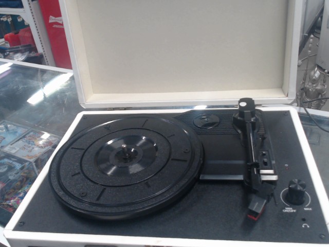 Cruiser copy turntable