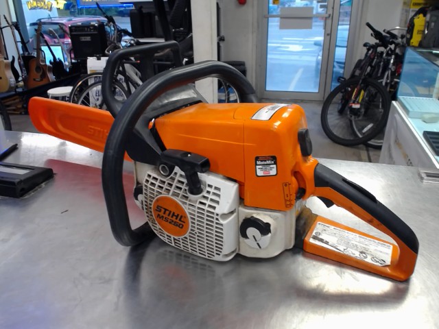Ms250 chainsaw