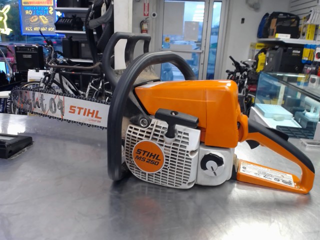 Chainsaw stihl ms 250