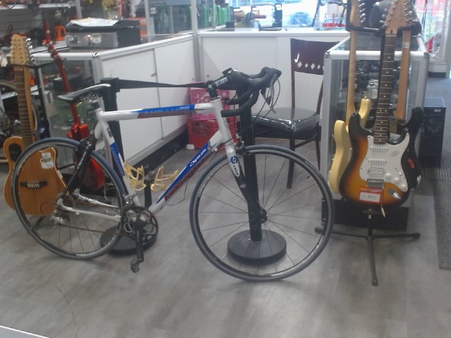 Velo andante opus bleu blanc chaine roui