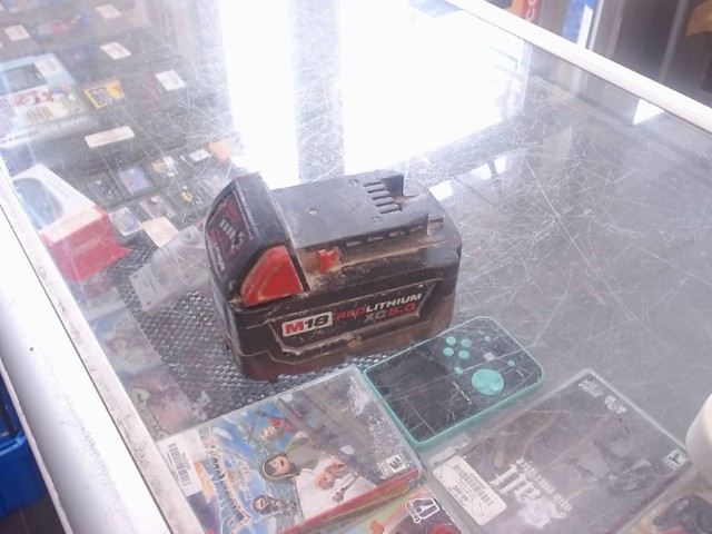 Battery milwaukke m18