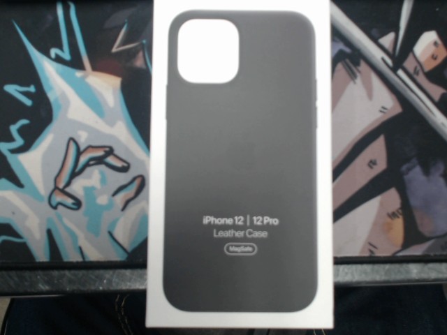 Apple iphone 12/12 pro leather case