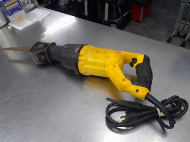 Sawzall electrique dewalt