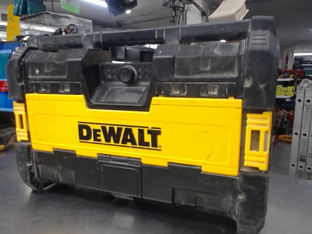 Radio de chantier dewalt