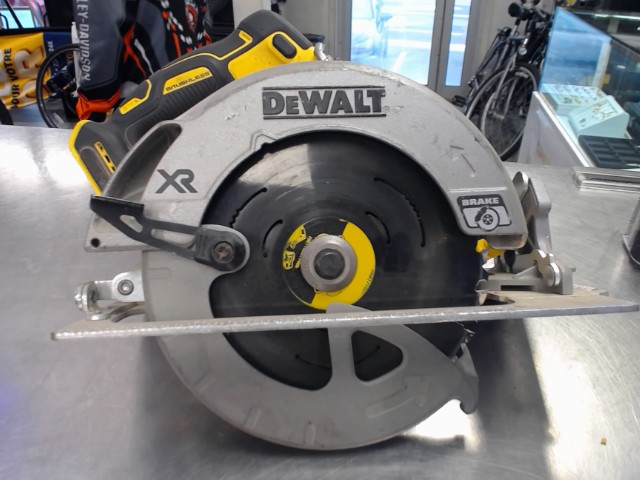 Scie circulaire brushless motor