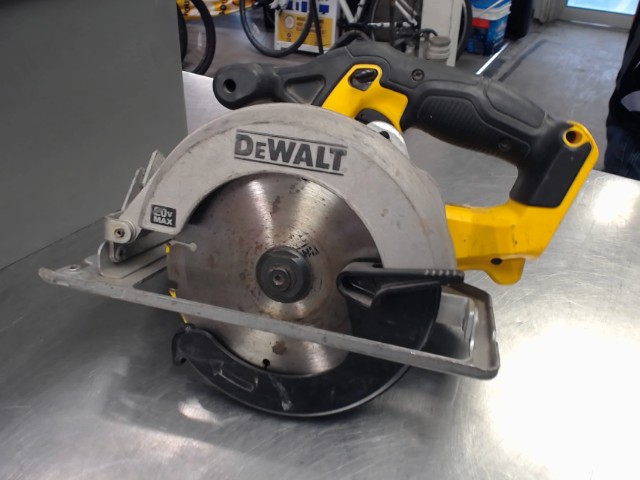 Scie circulaire dewalt