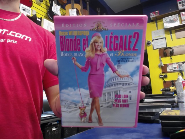 Blonde et legale 2