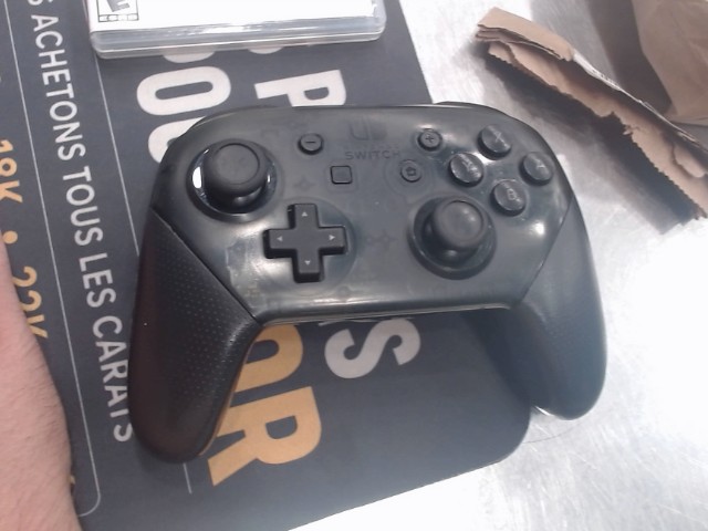Manette pro