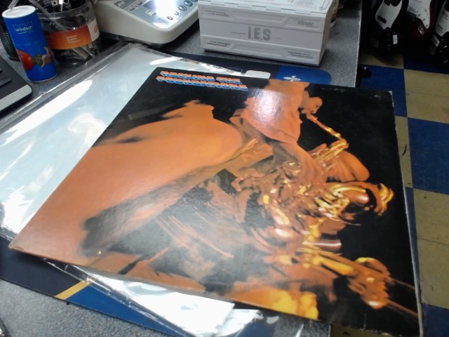 Rocking the fondation vinyl
