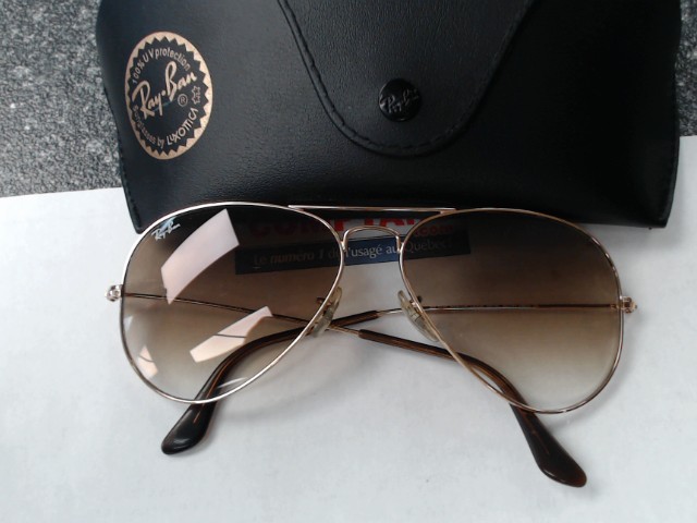 Paire de lunette aviateur