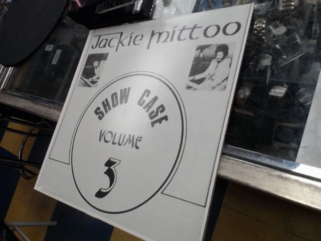 Show case vol 3