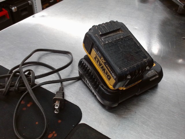 Chargeur avec batterie 4ah