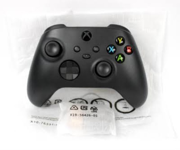 Une manette sans fil microsoft xbox