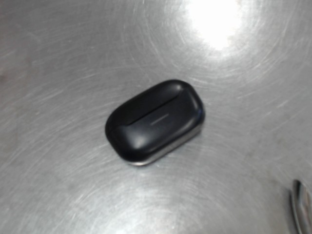 Paire de buds bluetooth no chrg