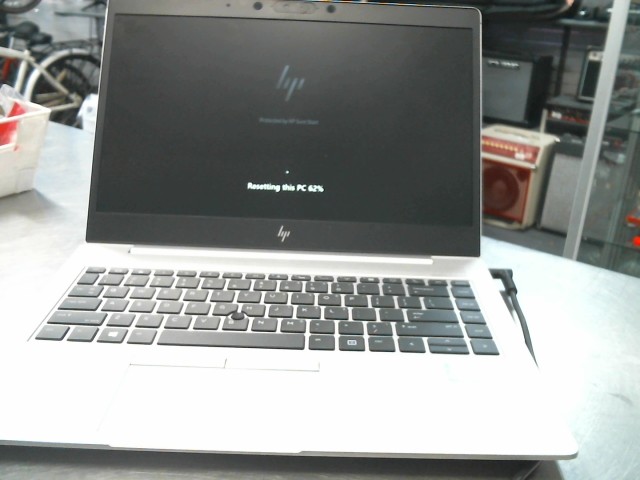Hp i5 8e gen 16g ram 256 ssd