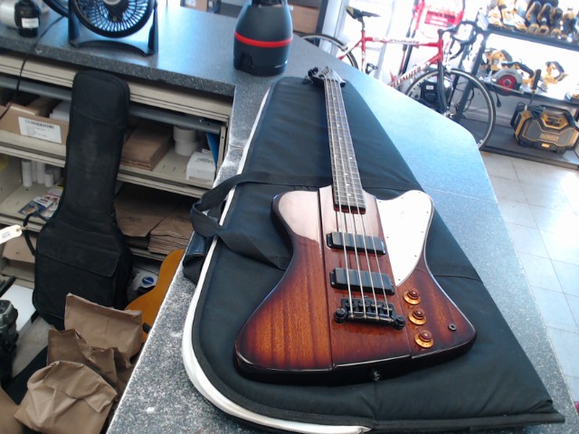 Bass epiphone thunderbird mint