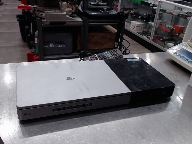 Lecteur blu ray 3d+manette
