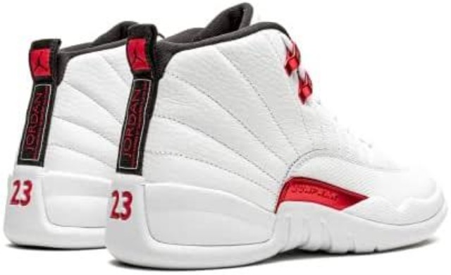 Air jordan 12 retro size 13