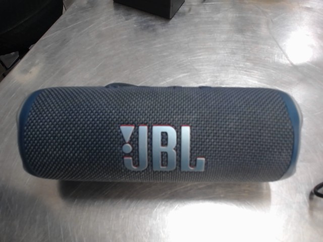Speaker jbl no charg