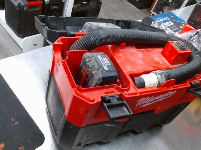 Baleyeuse milwaukee ab=vec batt 8ah