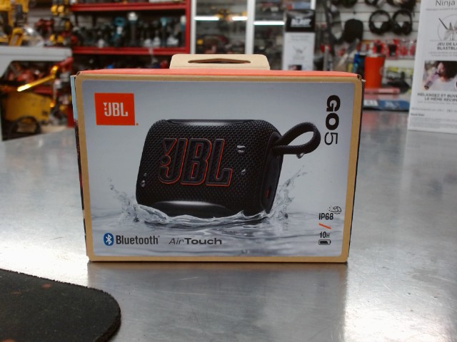 Speaker bluetooth