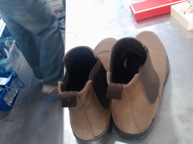 B2 shoes en tres bonne etat